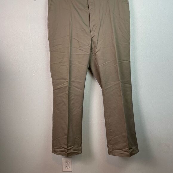 Botany 500 Tan Chino Pants with Straight Leg and Cotton Blend Size W40 L30 EUC - Picture 1 of 6